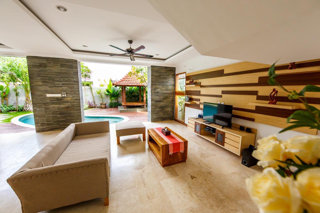 Suzuki 2 Villa Seminyak (Bali)