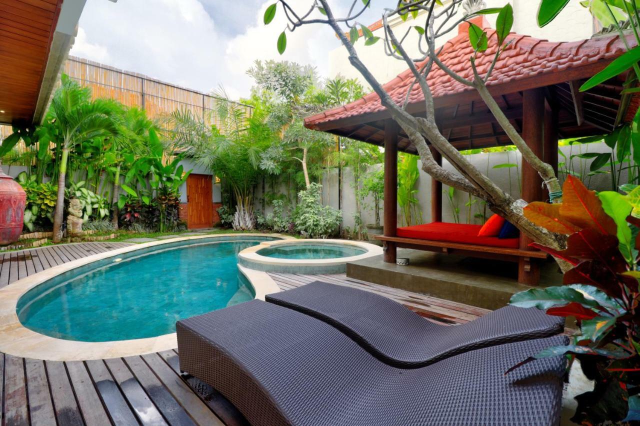 Suzuki 2 Villa Seminyak (Bali)